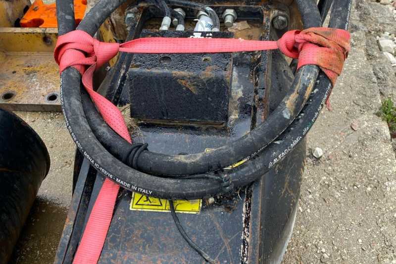 OmecoHub - Immagine CATERPILLAR H140S